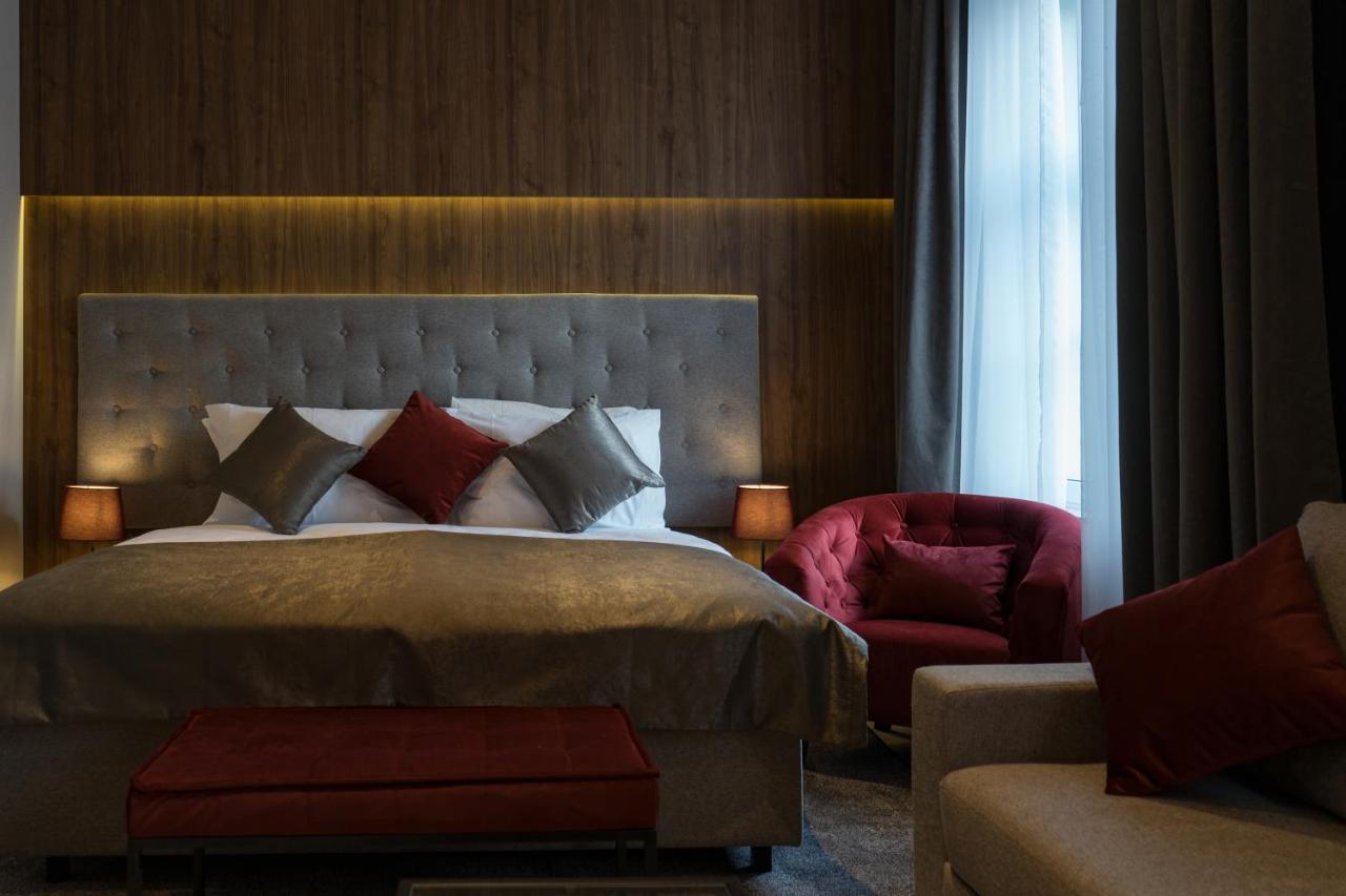 자그레브 Dezman Luxury Center 아파트 외부 사진