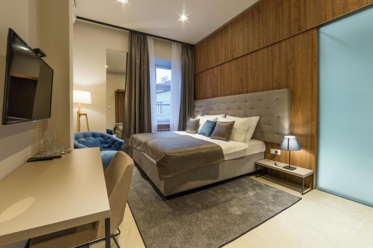 자그레브 Dezman Luxury Center 아파트 외부 사진