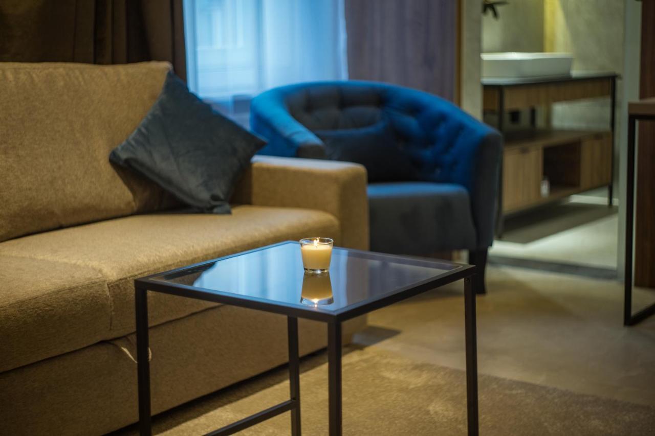 자그레브 Dezman Luxury Center 아파트 외부 사진