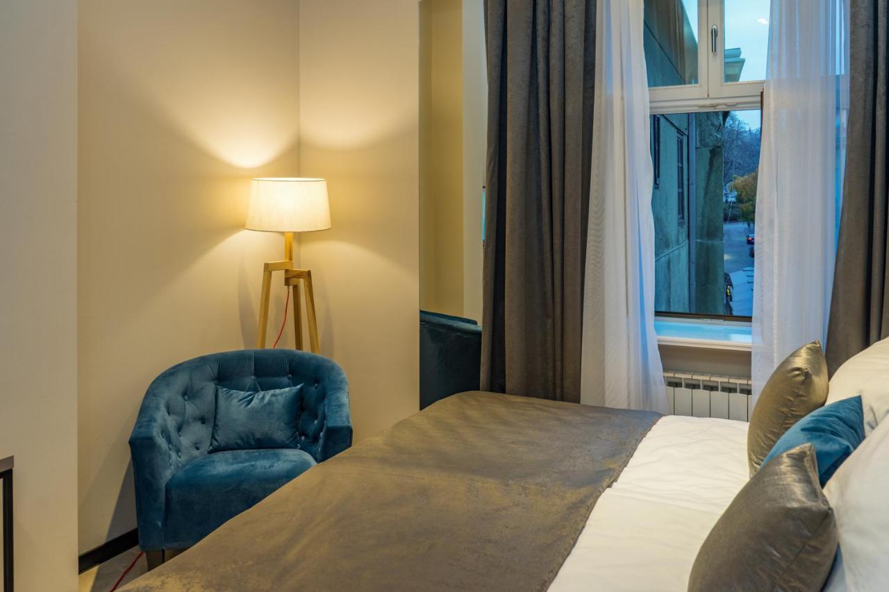 자그레브 Dezman Luxury Center 아파트 외부 사진