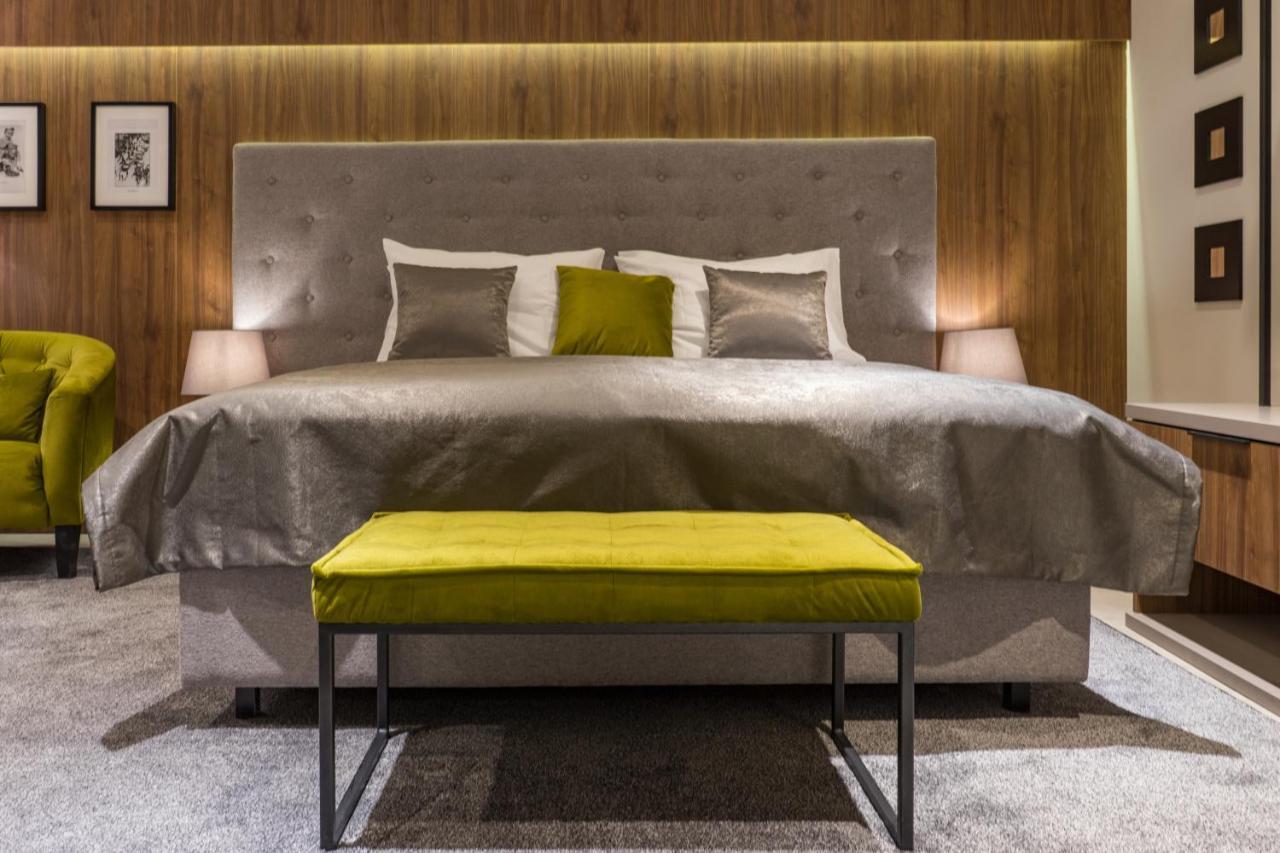 자그레브 Dezman Luxury Center 아파트 외부 사진