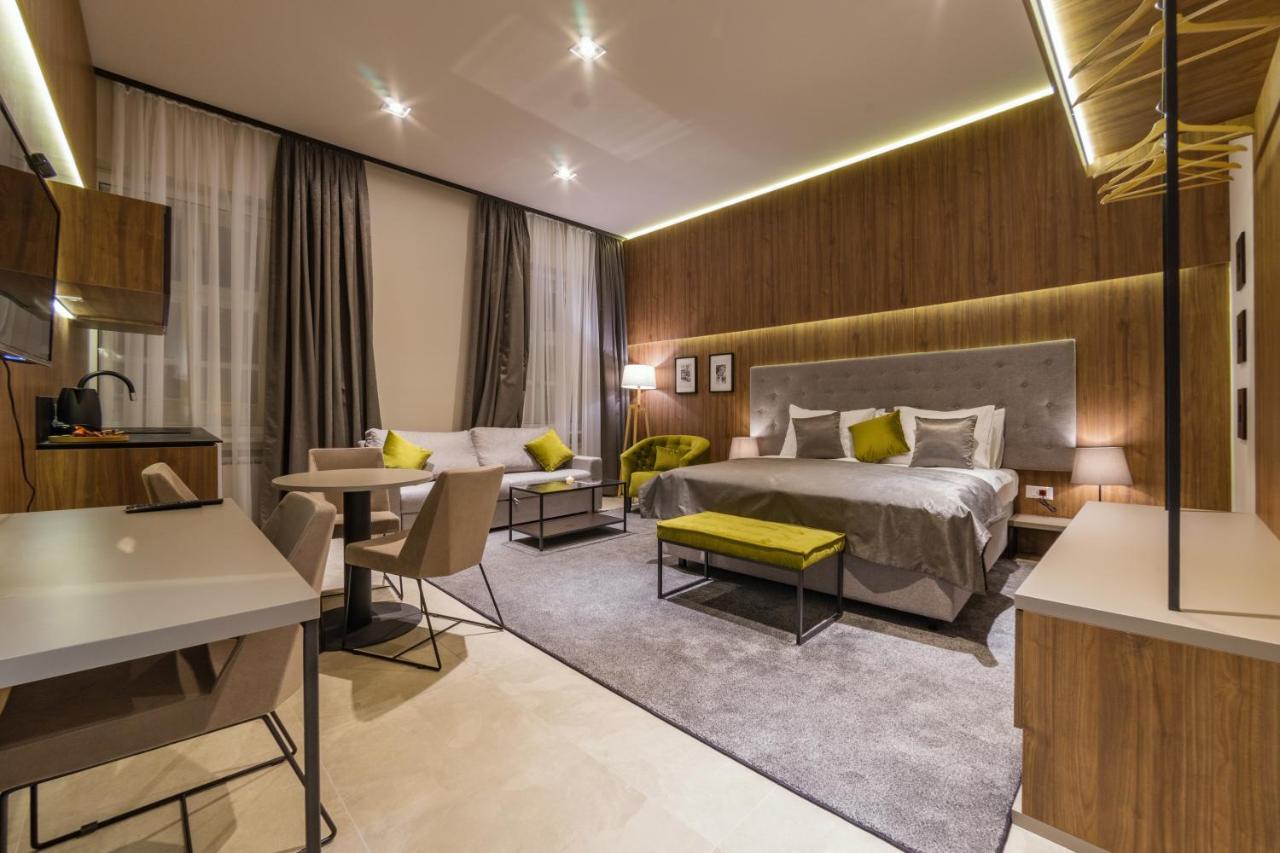 자그레브 Dezman Luxury Center 아파트 외부 사진
