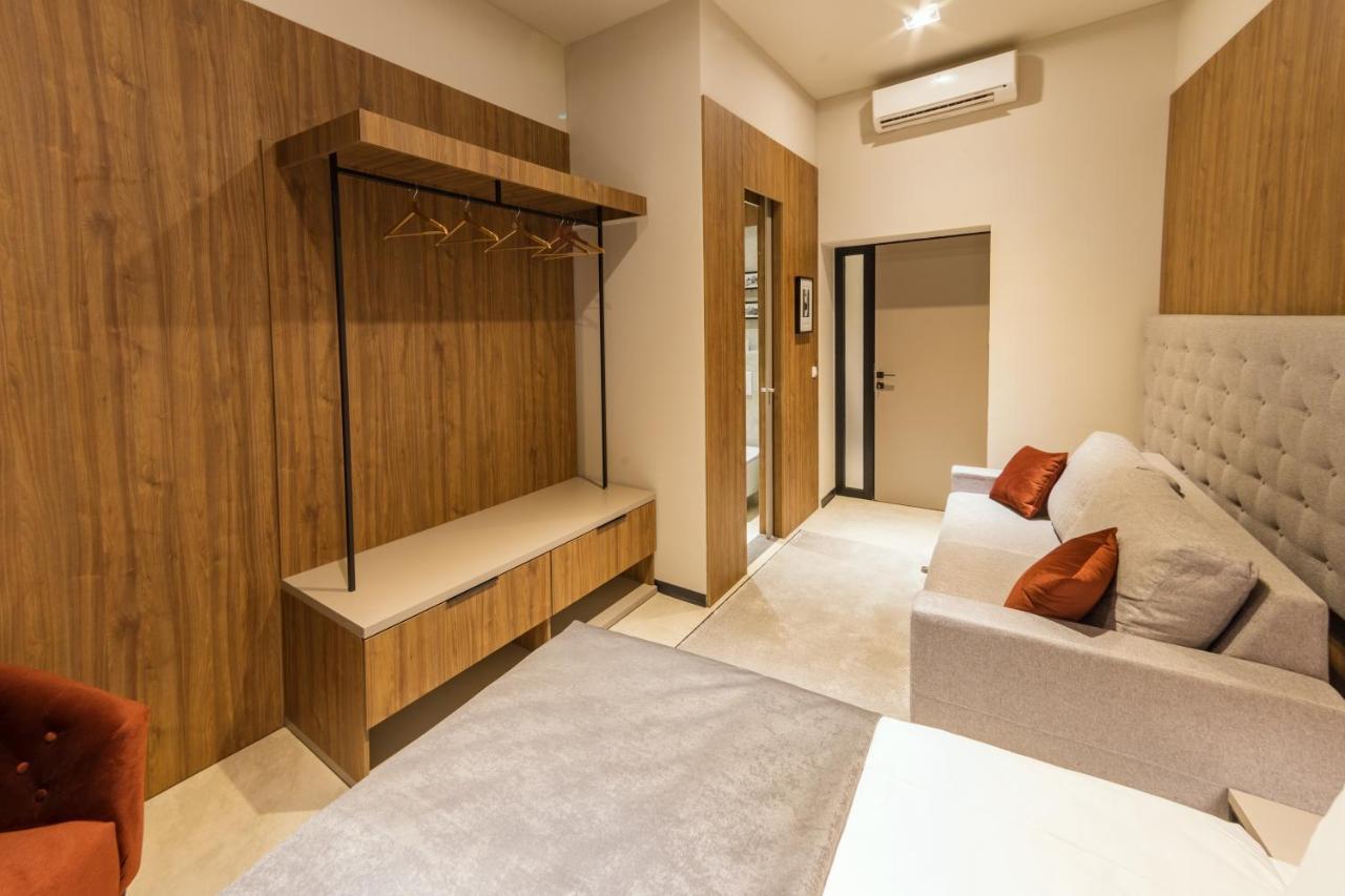 자그레브 Dezman Luxury Center 아파트 외부 사진