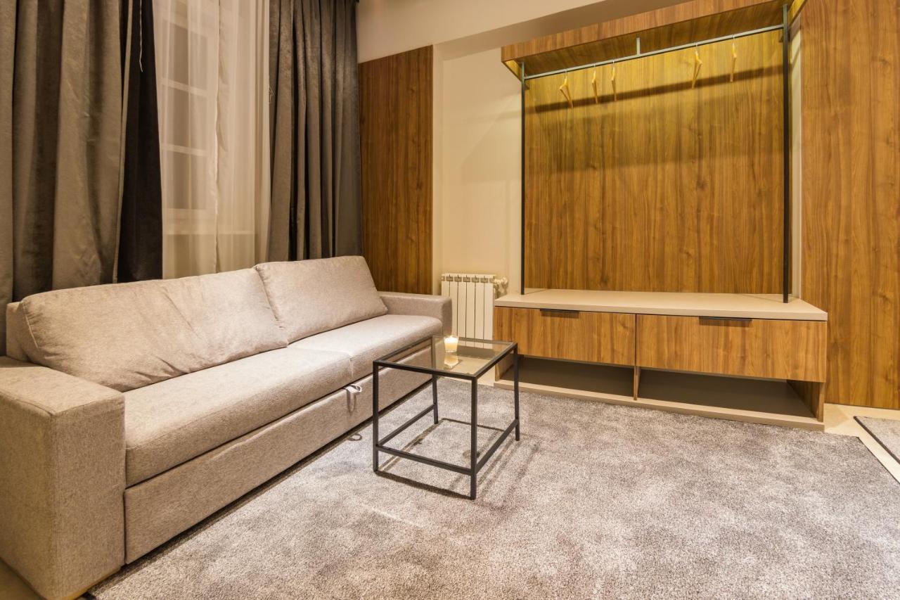 자그레브 Dezman Luxury Center 아파트 외부 사진