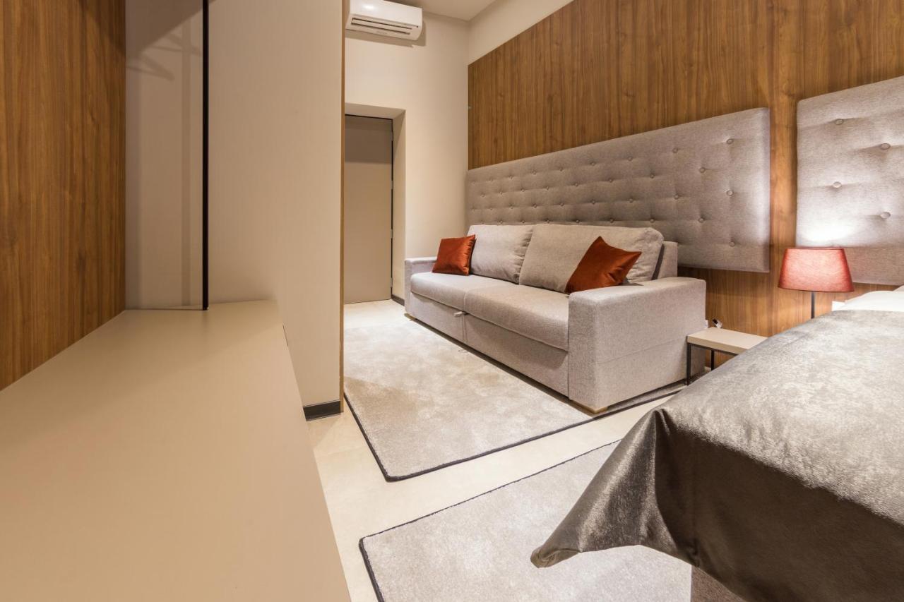 자그레브 Dezman Luxury Center 아파트 외부 사진
