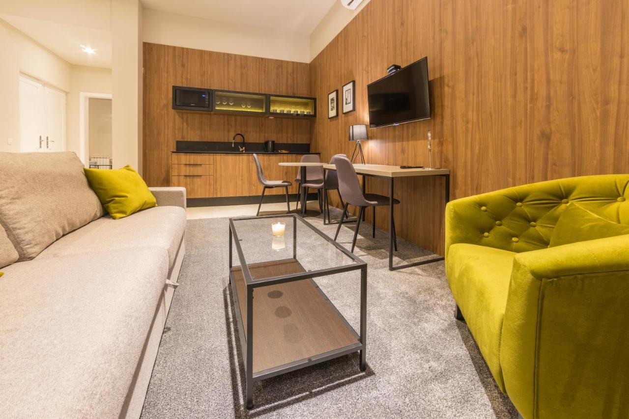 자그레브 Dezman Luxury Center 아파트 외부 사진